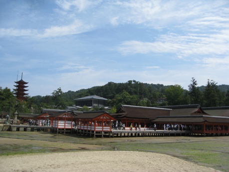 厳島神社